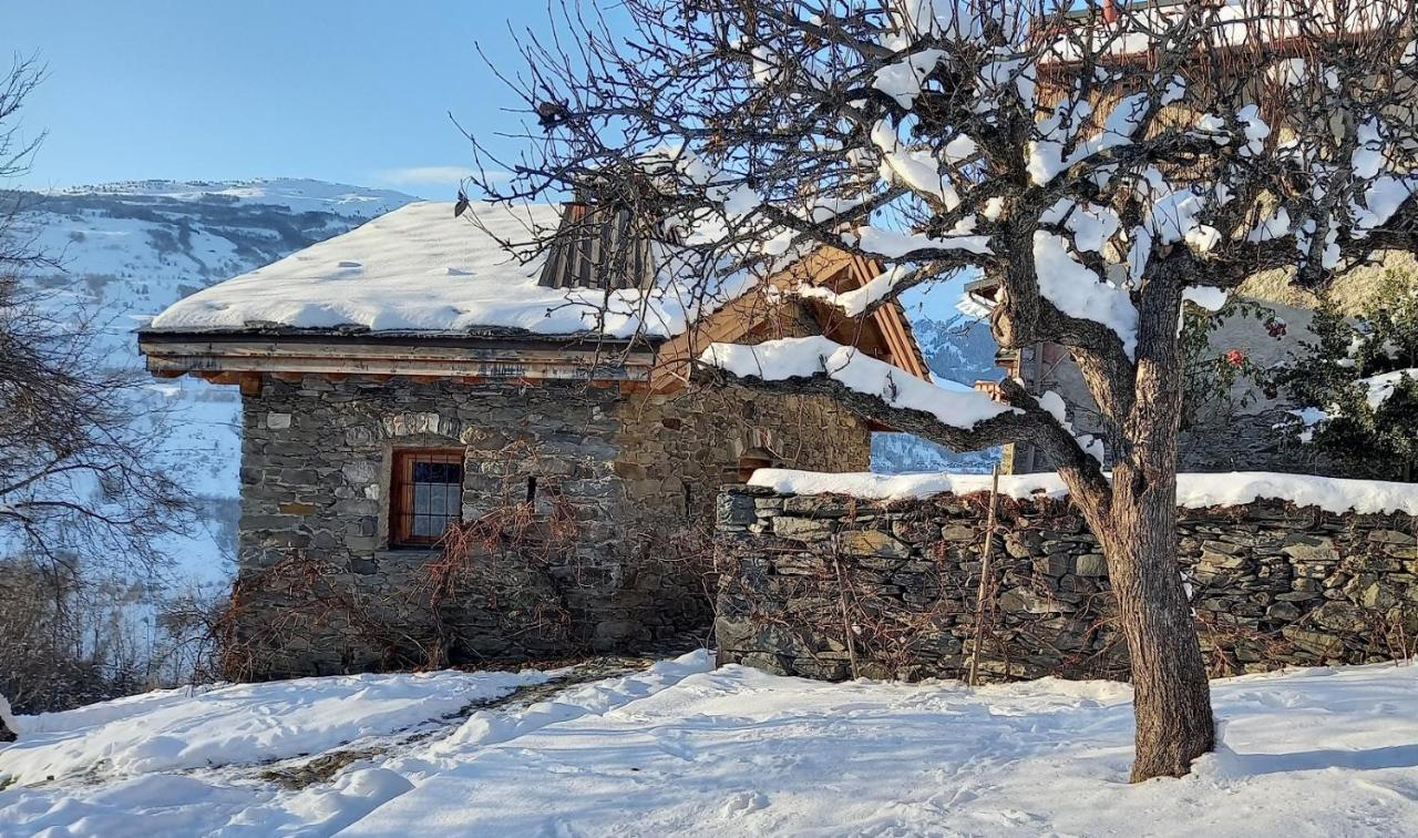 Maisonnette grand confort dans charmant village de montagne ! Bourg-Saint-Maurice Extérieur photo